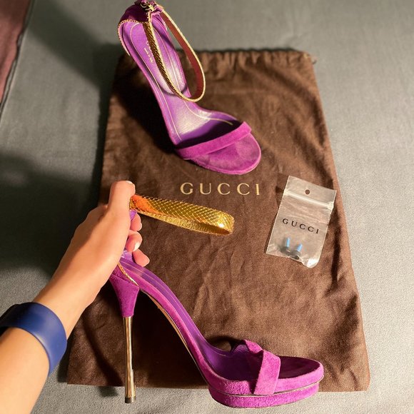 Gucci Suede and Python Sandals - Picture 15 of 17
